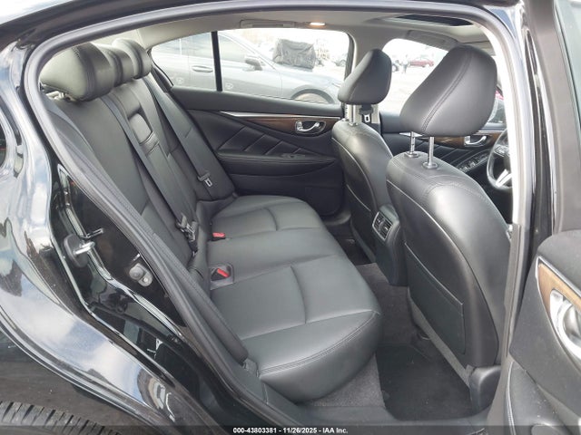 JN1EV7AR5KM559670 Infiniti Q50 3.0t Luxe