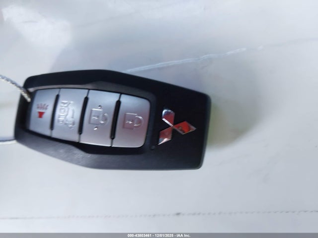 2023 MITSUBISHI OUTLANDER JA4J3UA85PZ018615 Photo 10