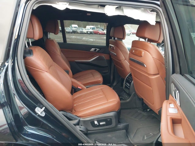 5UX23EM00S9Y58797 BMW X7 Xdrive40i