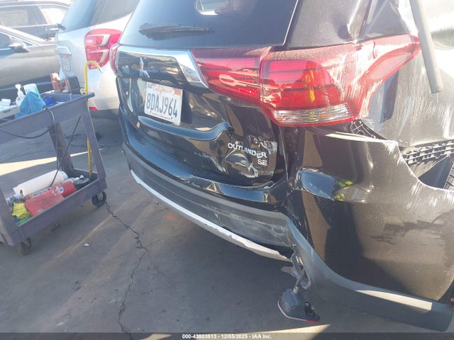 Mitsubishi Outlander Se 2018 JA4AD3A3XJJ003688 Image 14