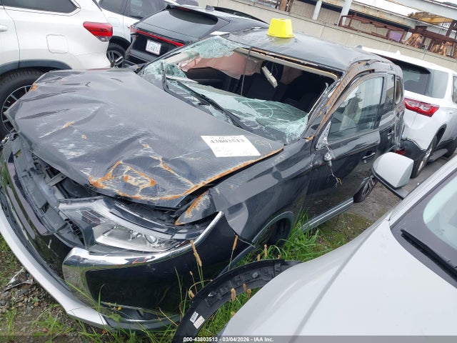 Mitsubishi Outlander Se 2018 JA4AD3A3XJJ003688 Image 2