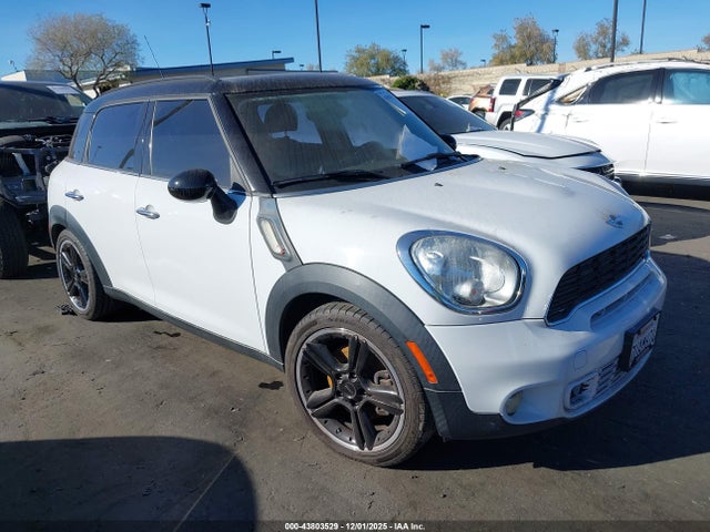 2011 MINI COOPER S COUNTRYMAN WMWZC3C52BWM25773 Photo 0
