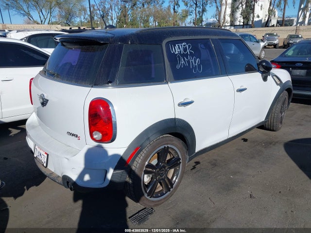 2011 MINI COOPER S COUNTRYMAN WMWZC3C52BWM25773 Photo 3