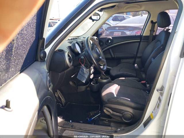 2011 MINI COOPER S COUNTRYMAN WMWZC3C52BWM25773 Photo 4