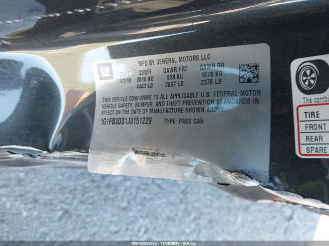 2018 CHEVROLET CAMARO 1G1FB3DS1J0151229 Photo 8