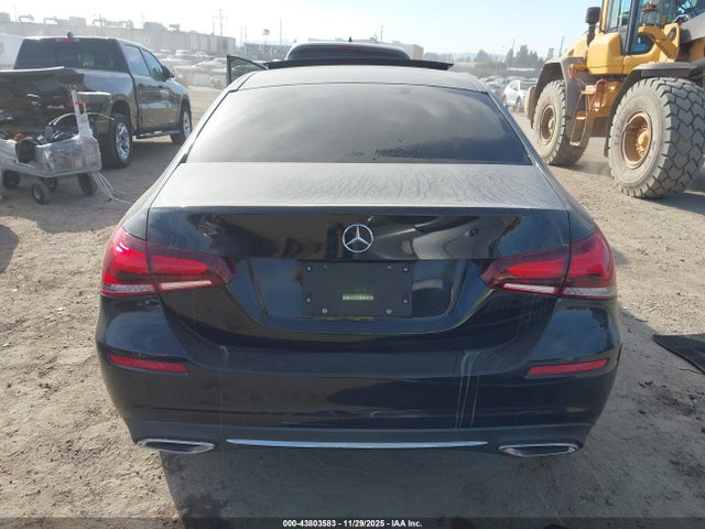 Mercedes-Benz A 220 2021 W1K3G4EB6MJ287523 Image 17