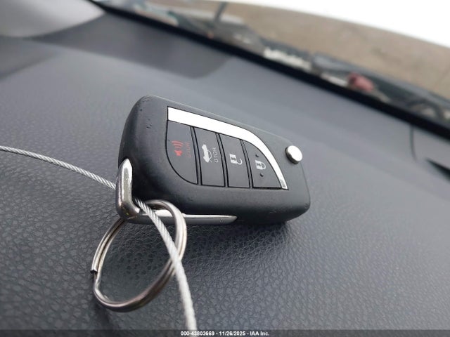 4T1B11HK5JU591613 Toyota CAMRY LE