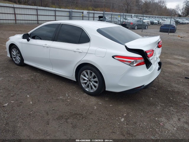 4T1B11HK5JU591613 Toyota CAMRY LE