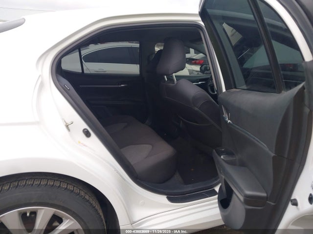 4T1B11HK5JU591613 Toyota CAMRY LE