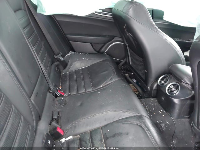 2018 ALFA ROMEO GIULIA ZARFAEEN3J7596065 Photo 7
