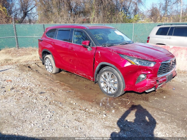 2022 TOYOTA HIGHLANDER 5TDDZRBH6NS569390