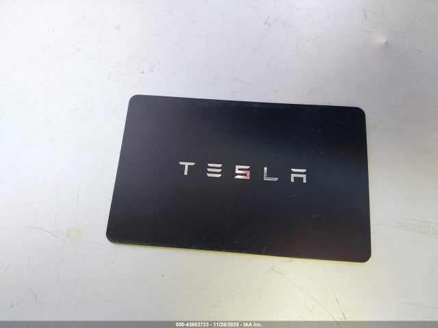 2023 TESLA MODEL Y 7SAYGDEE0PF960363 Photo 10