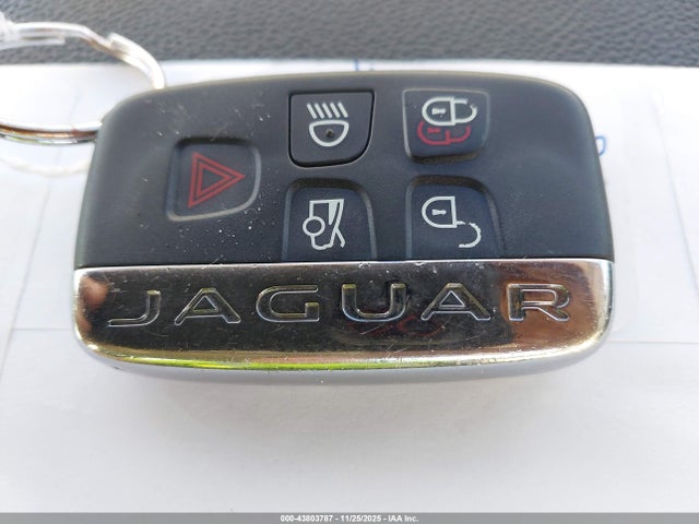 2018 JAGUAR XE SAJAR4FX5JCP37430 Photo 10