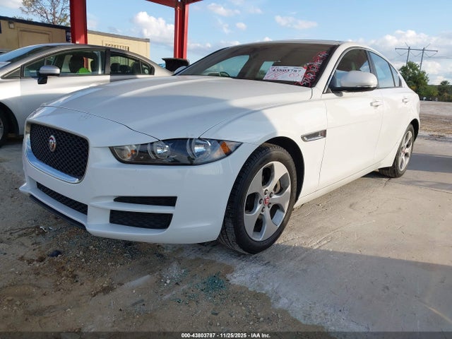 2018 JAGUAR XE SAJAR4FX5JCP37430 Photo 1