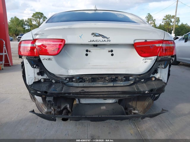 2018 JAGUAR XE SAJAR4FX5JCP37430 Photo 5