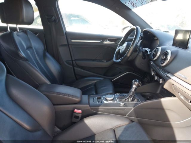 2017 AUDI A3 WAUJ8GFF3H1046684 Photo 4