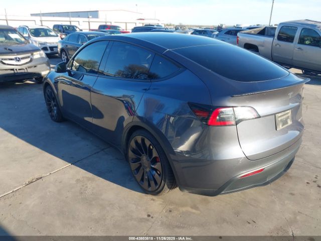 2023 TESLA MODEL Y 7SAYGDEF0PF841141 Photo 2