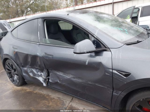 2023 TESLA MODEL Y 7SAYGDEF0PF841141 Photo 5