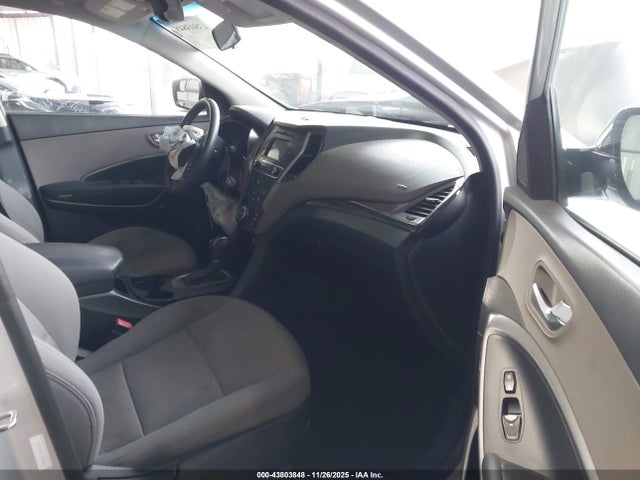5XYZT3LB7JG563555 Hyundai Santa Fe Sport 2.4l