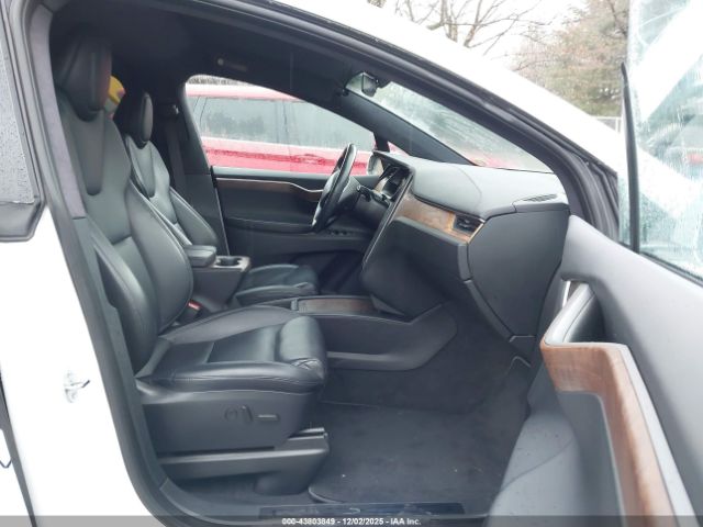 2020 TESLA MODEL X 5YJXCBE28LF301780 Photo 4
