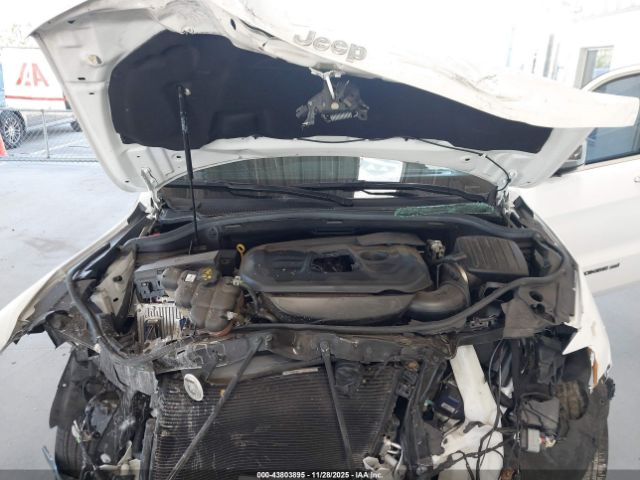 2022 JEEP GRAND CHEROKEE WK 1C4RJEBG9NC171587 Photo 9