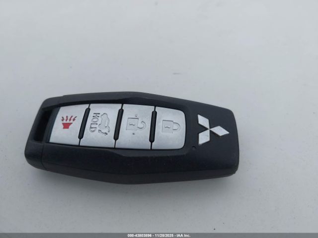 2022 MITSUBISHI OUTLANDER JA4J3UA85NZ089889 Photo 10