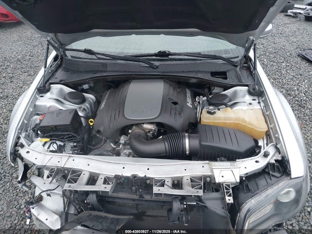 2021 CHRYSLER 300 2C3CCABT5MH554772 Photo 9