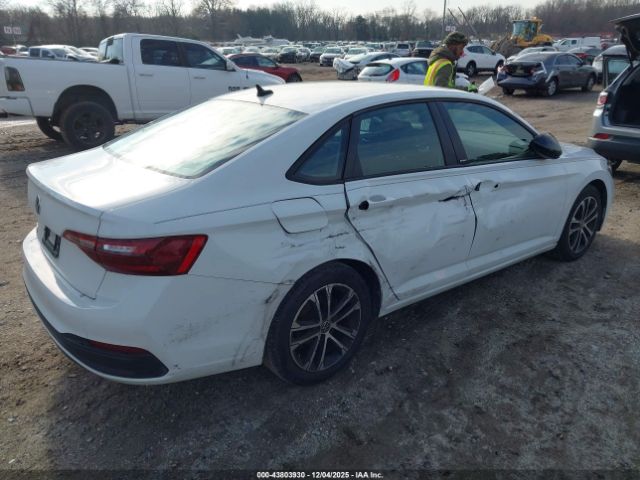 2023 VOLKSWAGEN JETTA 3VWBM7BU7PM054454 Photo 3