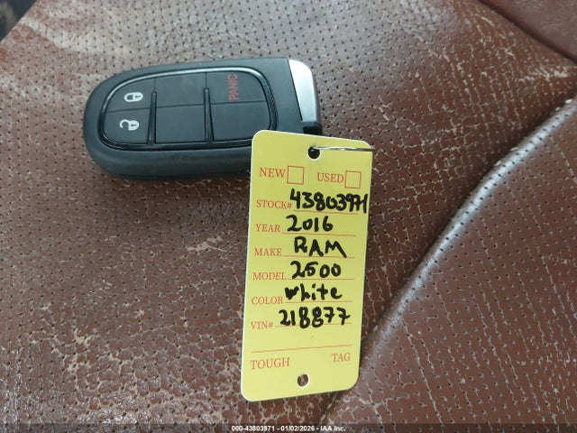 43803971 :رقم المزاد ، 3C6UR5PL2GG218877 vin ، 2016 Ram 2500 Longhorn مزاد بيع