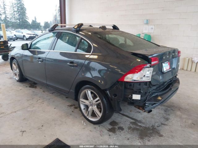 2016 VOLVO S60 YV126MFK2G2413831 Photo 2