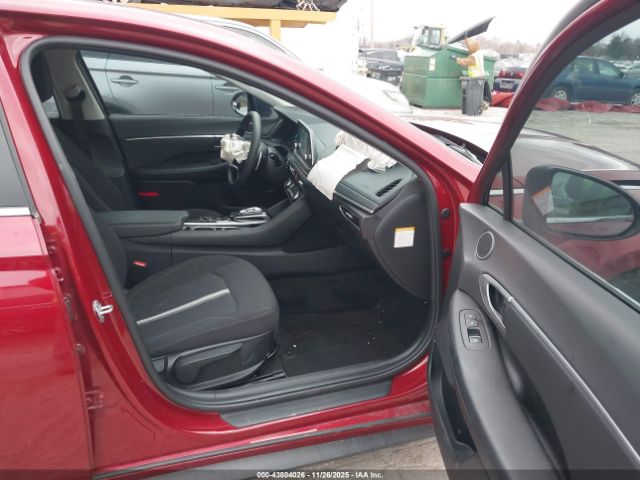 2023 HYUNDAI SONATA HYBRID KMHL24JJ8PA080461 Photo 4