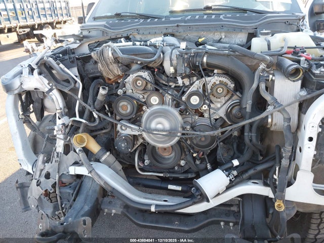 Ford F-350 Chassis Xl 2022 1FD8W3HT0NEE91077 Image 9