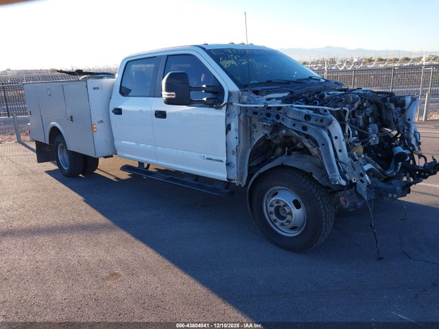 Ford F-350 Chassis Xl 2022 1FD8W3HT0NEE91077 Image 17