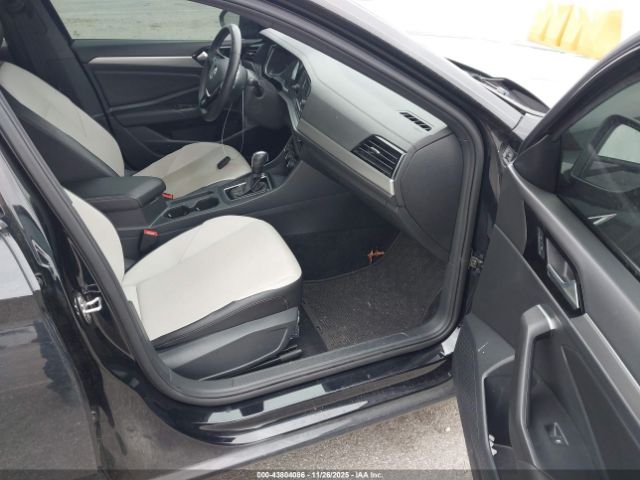 2021 VOLKSWAGEN JETTA 3VWC57BU8MM100323 Photo 4