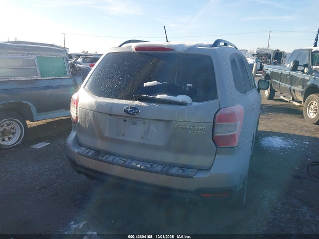 Subaru Forester 2.5i Premium 2015 JF2SJADC2FH485866 Image 16