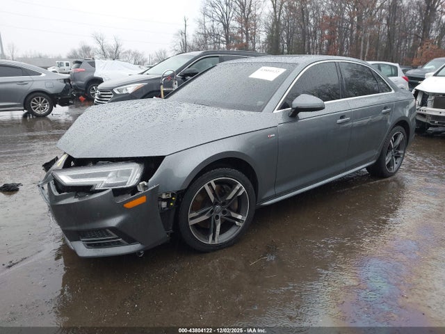 2018 AUDI A4 WAUENAF46JN007799 Photo 1