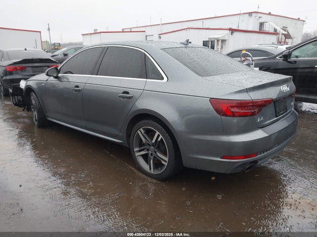 2018 AUDI A4 WAUENAF46JN007799 Photo 2