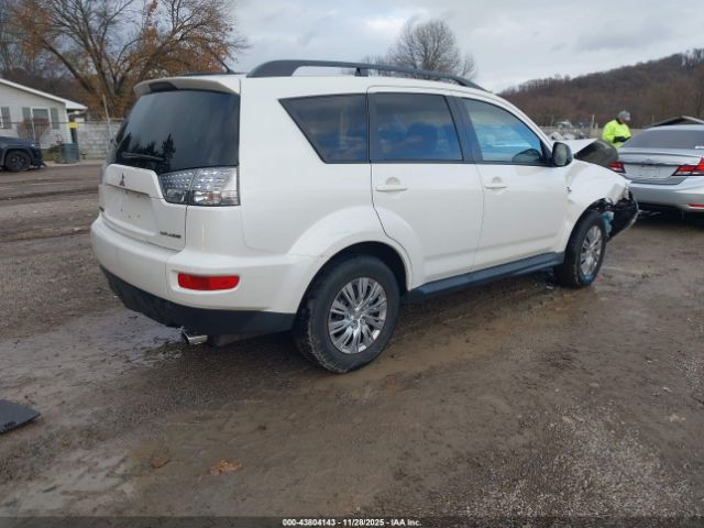 2011 MITSUBISHI OUTLANDER JA4AS2AW8BU037297 Photo 3