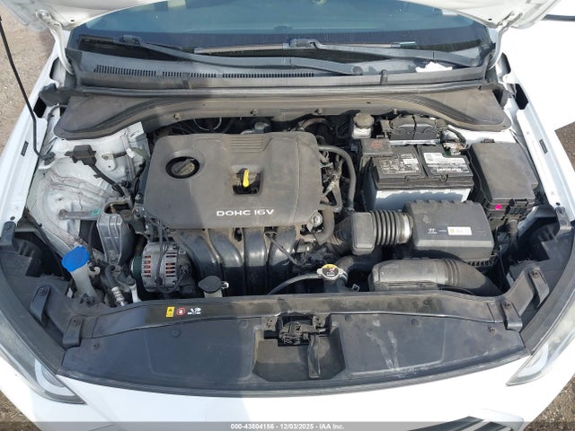 Hyundai ELANTRA SE 2017 5NPD74LF1HH078015 Image 10