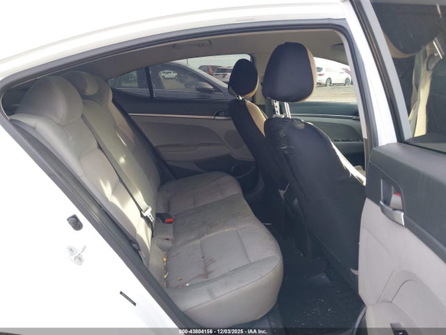 Hyundai ELANTRA SE 2017 5NPD74LF1HH078015 Image 8