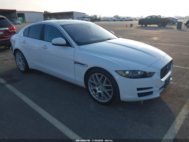 2018 JAGUAR XE SAJAR4FX9JCP33946 Photo 0