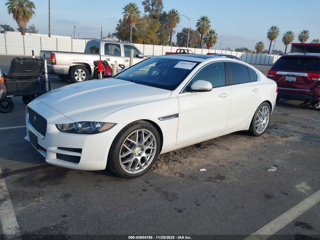 2018 JAGUAR XE SAJAR4FX9JCP33946 Photo 1