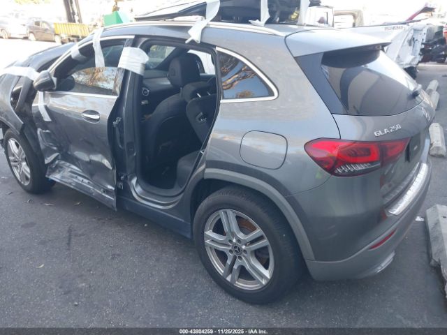 2021 MERCEDES-BENZ GLA 250 W1N4N4GB7MJ158152 Photo 2
