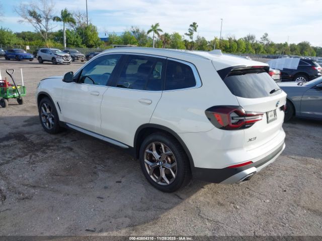 2022 BMW X3 5UX43DP00N9K45727 Photo 2