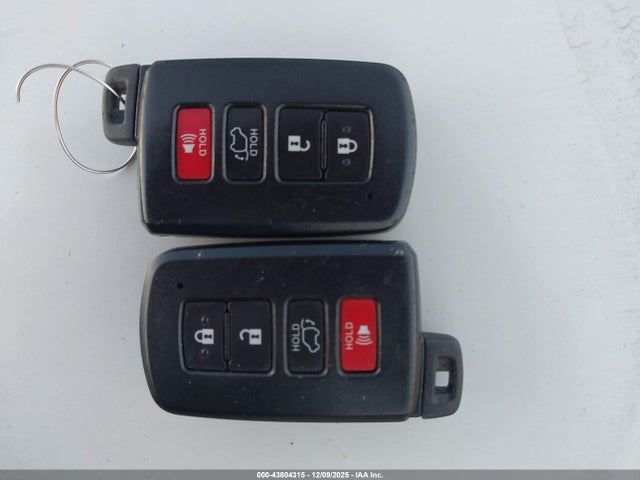 Toyota Rav4 Xle 2018 2T3WFREV6JW463808 Image 11