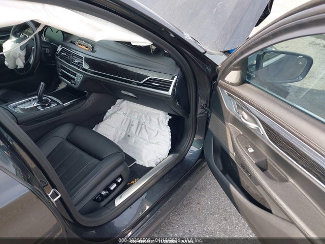 2019 Bmw 740i Xdrive მანქანა იყიდება აუქციონზე, vin: WBA7E4C51KGV28667, აუქციონის ნომერი: 43804461