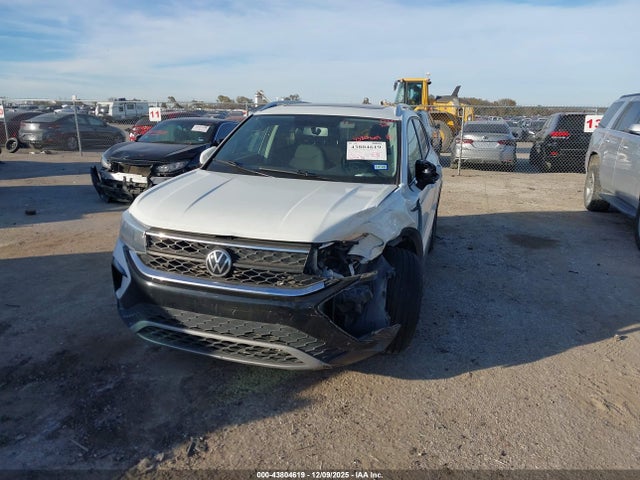2022 VOLKSWAGEN TAOS 3VVLX7B2XNM023890 Photo 1