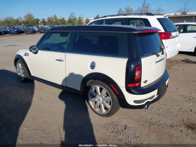 2010 MINI COOPER S CLUBMAN WMWMM3C57ATP94538 Photo 2