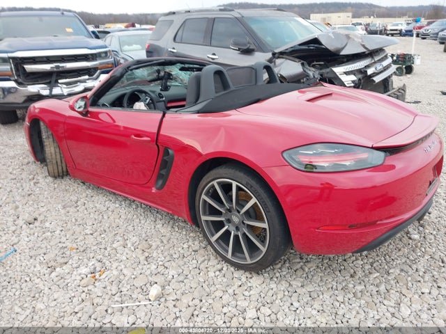 2019 PORSCHE 718 BOXSTER WP0CA2A82KS210388 Photo 2