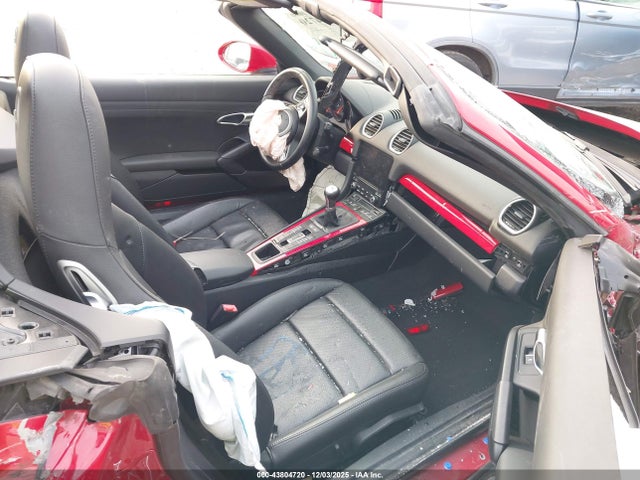 2019 PORSCHE 718 BOXSTER WP0CA2A82KS210388 Photo 4